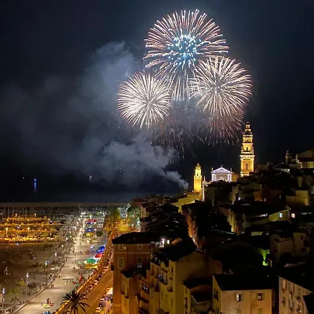 Lejlighed L'ensoleillee Vue Panoramique Mer, 250 M De La Et Du Centre Menton