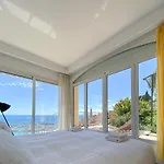 Apartmán L'ensoleillee Vue Panoramique Mer, 250 M De La Et Du Centre *
