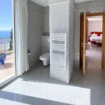 L'ensoleillee Vue Panoramique Mer, 250 M De La Et Du Centre Apartment Menton