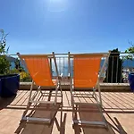 L'ensoleillee Vue Panoramique Mer, 250 M De La Et Du Centre Menton