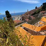L'ensoleillee Vue Panoramique Mer, 250 M De La Et Du Centre Apartmán *