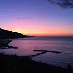 Apartment L'ensoleillee Vue Panoramique Mer, 250 M De La Et Du Centre Menton