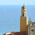 L'ensoleillee Vue Panoramique Mer, 250 M De La Et Du Centre Lägenhet *