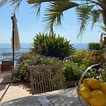 L'ensoleillee Vue Panoramique Mer, 250 M De La Et Du Centre * Menton