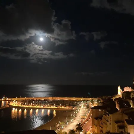 شقة L'ensoleillee Vue Panoramique Mer, 250 M De La Et Du Centre مينتون