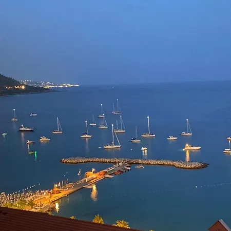 아파트 L'ensoleillee Vue Panoramique Mer, 250 M De La Et Du Centre