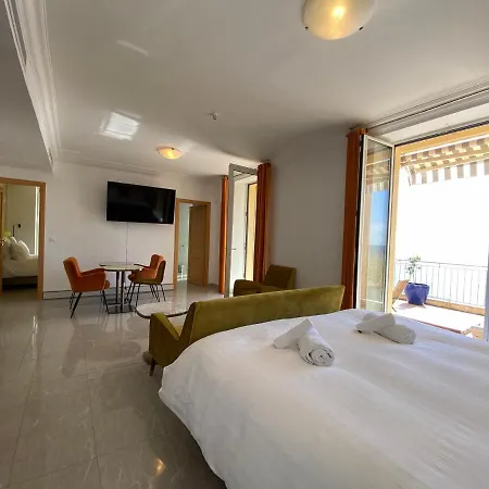 L'ensoleillee Vue Panoramique Mer, 250 M De La Et Du Centre *