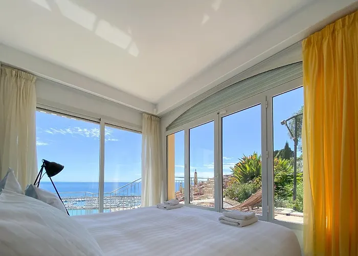 Apartmán L'ensoleillee Vue Panoramique Mer, 250 M De La Et Du Centre *