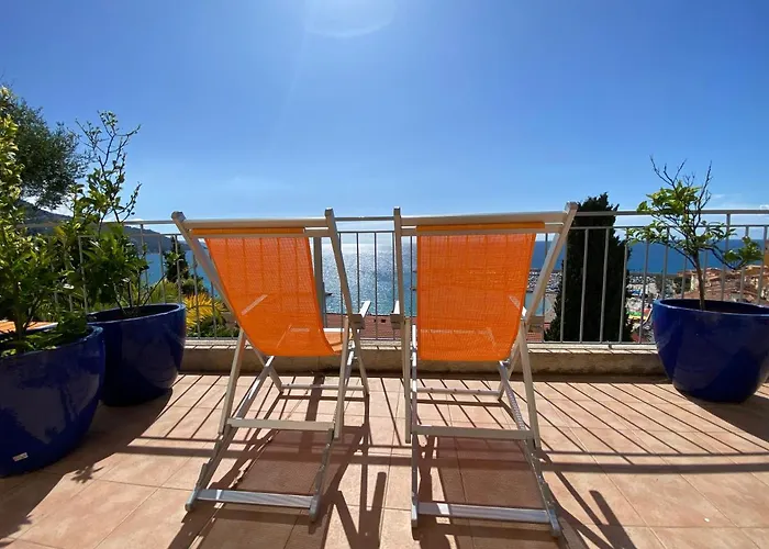 L'ensoleillee Vue Panoramique Mer, 250 M De La Et Du Centre Menton