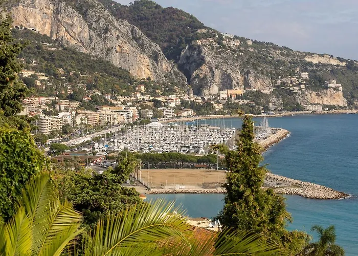 L'ensoleillee Vue Panoramique Mer, 250 M De La Et Du Centre Apartamento Menton