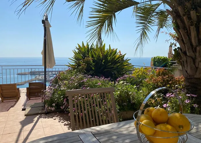 L'ensoleillee Vue Panoramique Mer, 250 M De La Et Du Centre * Menton