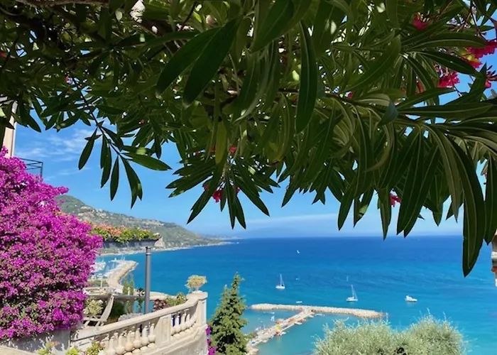 L'ensoleillee Vue Panoramique Mer, 250 M De La Et Du Centre *