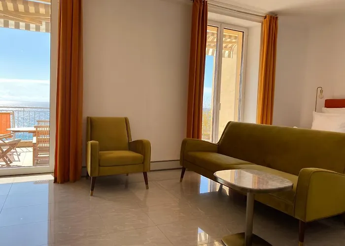 L'ensoleillee Vue Panoramique Mer, 250 M De La Et Du Centre