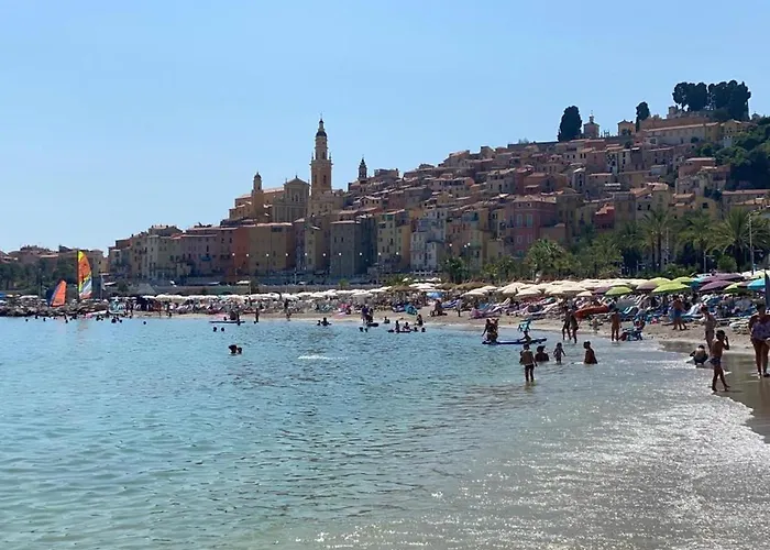 L'ensoleillee Vue Panoramique Mer, 250 M De La Et Du Centre Apartamento Menton