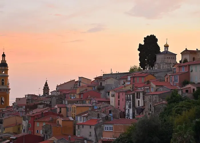 L'ensoleillee Vue Panoramique Mer, 250 M De La Et Du Centre Lägenhet *