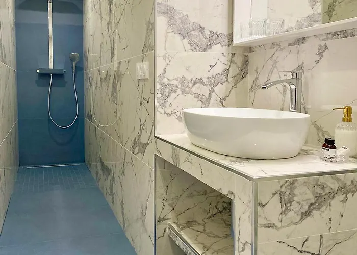 L'ensoleillee Vue Panoramique Mer, 250 M De La Et Du Centre *